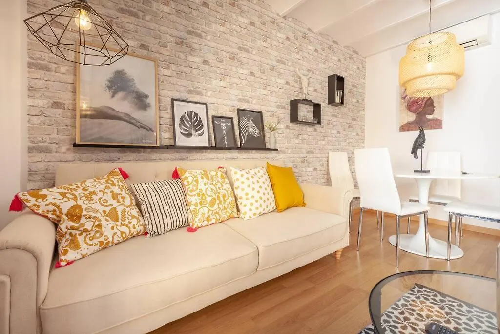 Beautiful Apartment In Abat Street By Batuecas Tarragona Spain