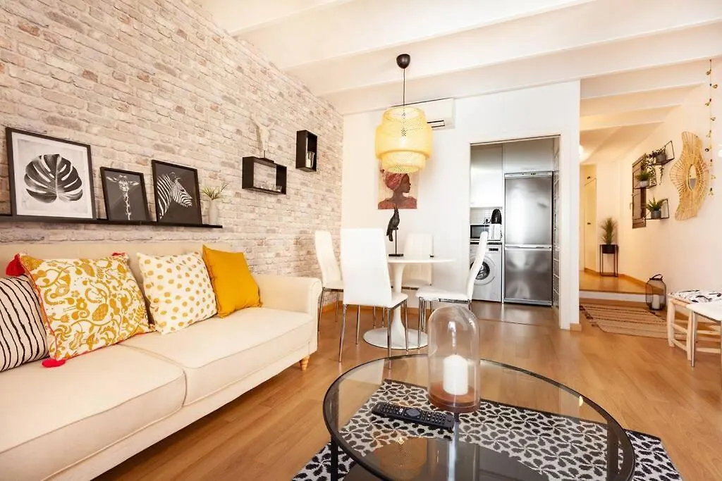 Beautiful Apartment In Abat Street By Batuecas Tarragona Spain